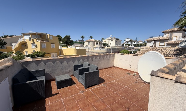 Venta - Villa -
Orihuela Costa - Villamartin