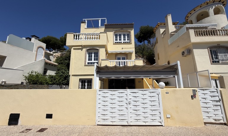 Herverkoop - Villa -
Orihuela Costa - Las Ramblas