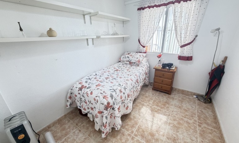 Revente - Appartement / Flat -
Orihuela Costa - La Zenia