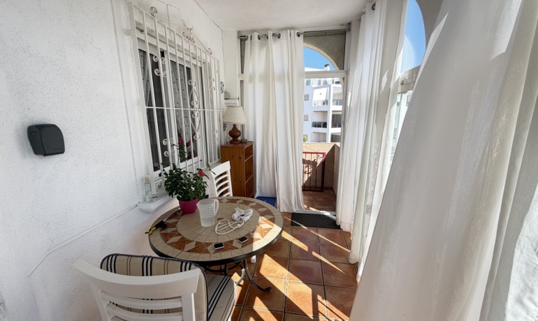 Revente - Appartement / Flat -
Orihuela Costa - La Zenia