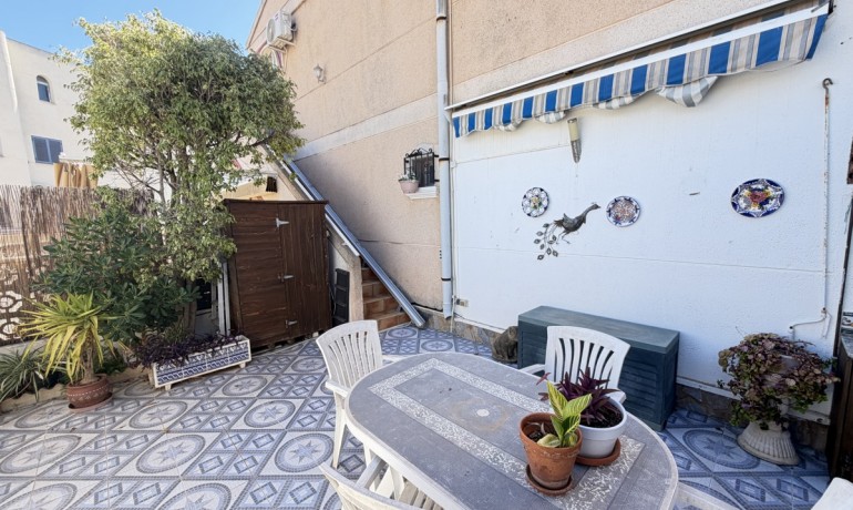 Revente - Appartement / Flat -
Orihuela Costa - La Zenia
