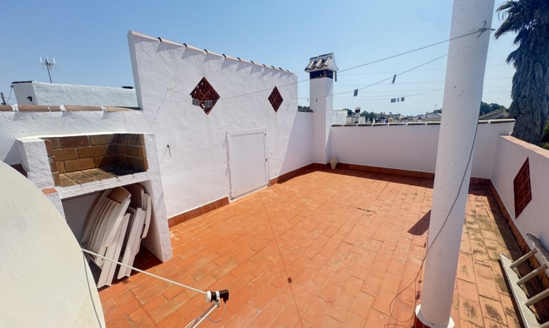 Herverkoop - Villa -
Orihuela Costa - Villamartin