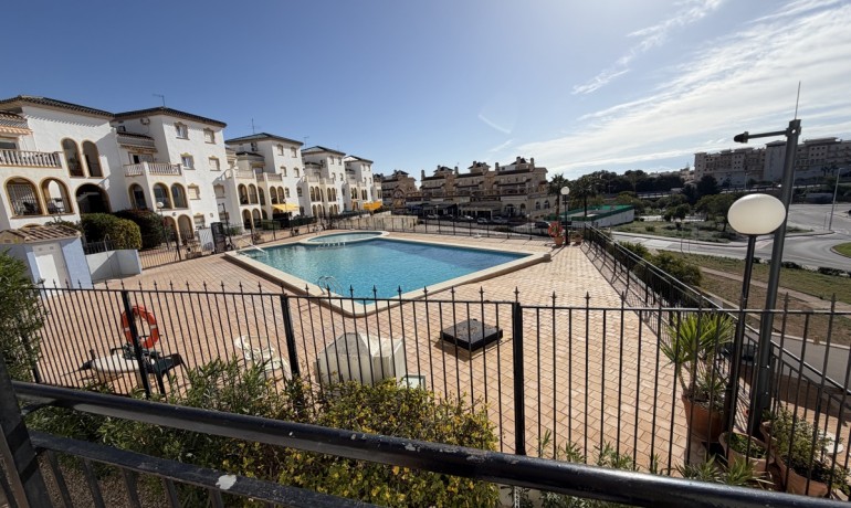 Revente - Appartement / Flat -
Orihuela Costa - La Zenia