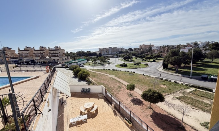 Revente - Appartement / Flat -
Orihuela Costa - La Zenia