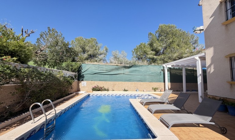 Venta - Villa -
Orihuela Costa - Villamartin