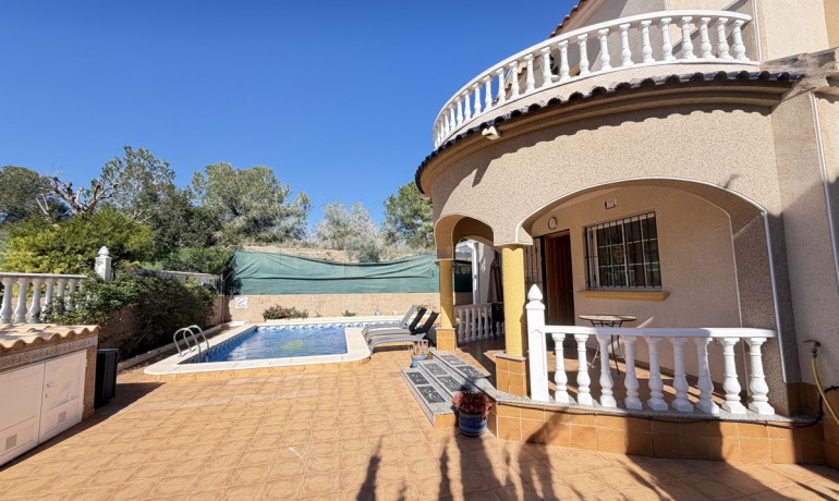 Venta - Villa -
Orihuela Costa - Villamartin