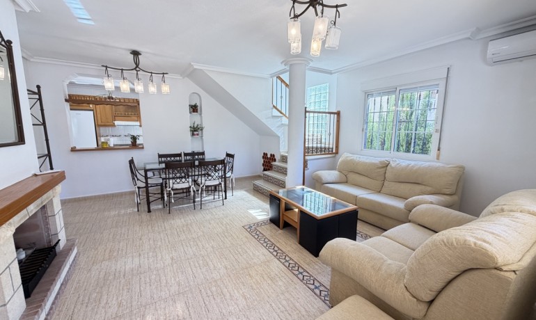 Venta - Villa -
Orihuela Costa - Villamartin