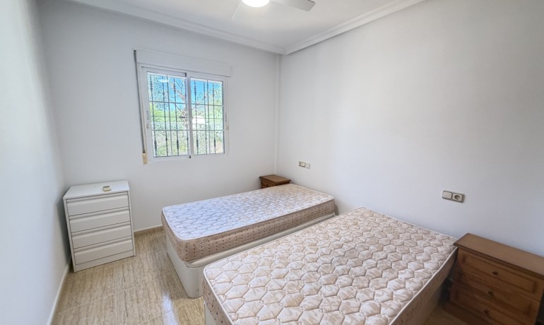 Venta - Villa -
Orihuela Costa - Villamartin