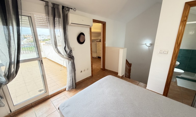 Revente - Maison -
Orihuela Costa - Cabo Roig