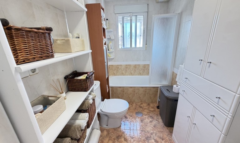 Revente - Maison -
Orihuela Costa - La Zenia