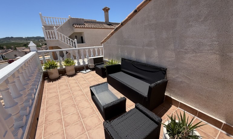 Herverkoop - Villa -
San Miguel de Salinas - Lake View Mansions
