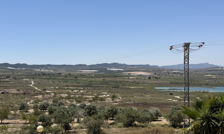 Herverkoop - Villa -
San Miguel de Salinas - Lake View Mansions