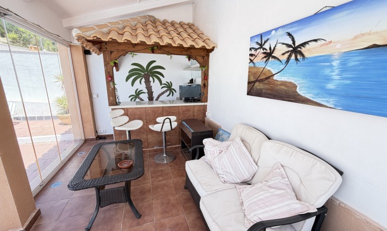 Herverkoop - Villa -
San Miguel de Salinas - Lake View Mansions