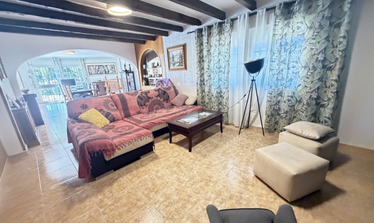 Revente - Villa -
Torrevieja - Los Balcones
