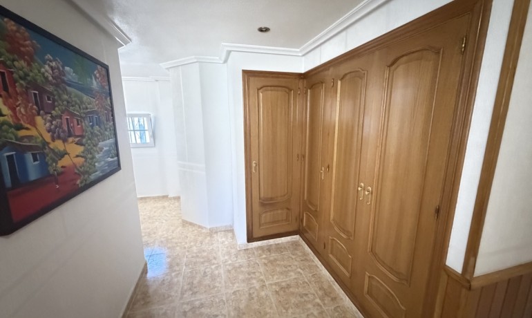 Revente - Villa -
Torrevieja - Los Balcones