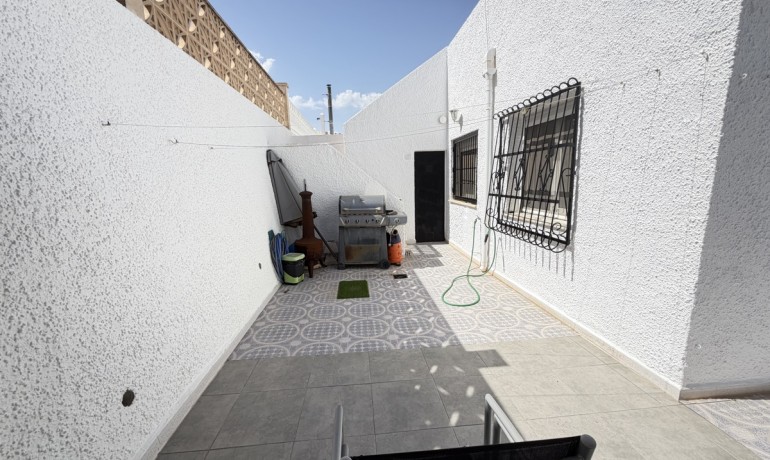 Revente - Appartement / Flat -
Orihuela Costa - Villamartin