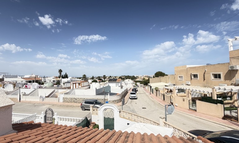 Revente - Appartement / Flat -
Orihuela Costa - Villamartin