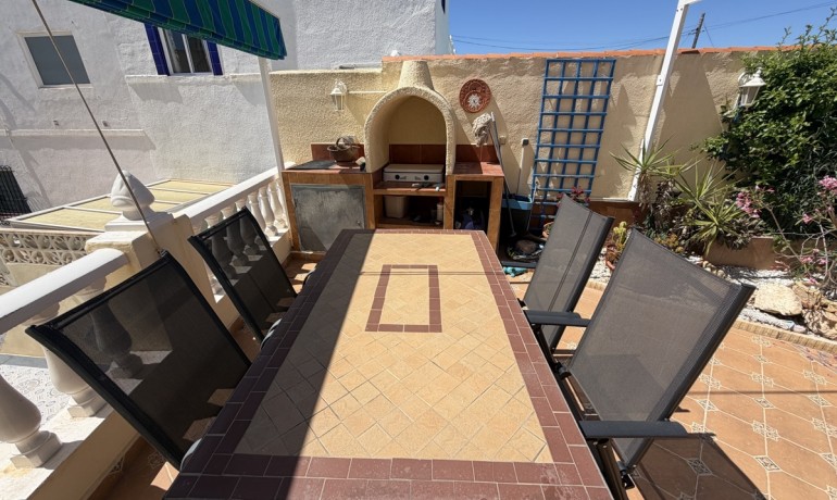 Revente - Maison -
San Miguel de Salinas - San Miguel - Town