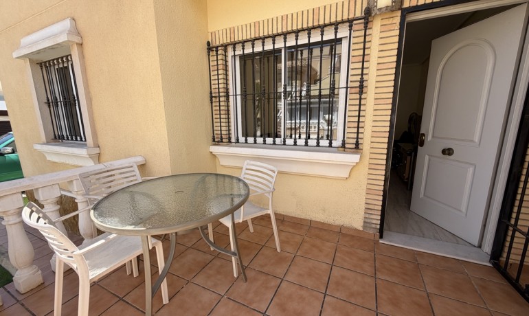 Revente - Appartement / Flat -
Orihuela Costa - Los Dolses
