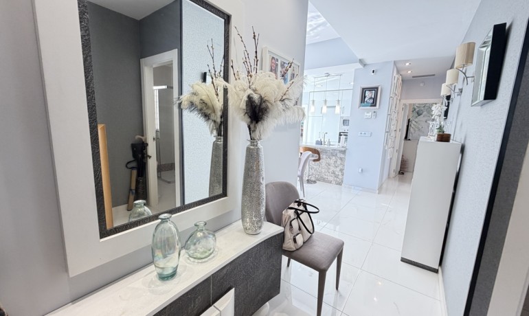 Venta - Villa -
Orihuela Costa - Villamartin