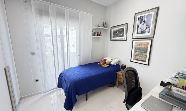 Venta - Villa -
Orihuela Costa - Villamartin