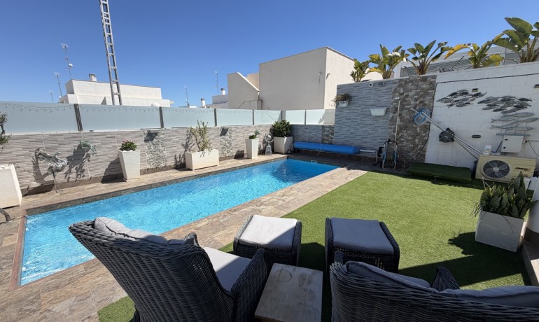 Venta - Villa -
Orihuela Costa - Villamartin