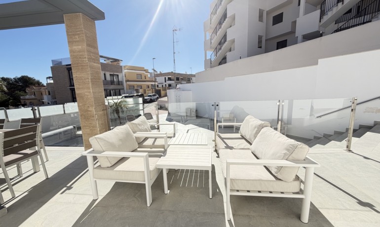 Revente - Villa -
Orihuela Costa - Villamartin