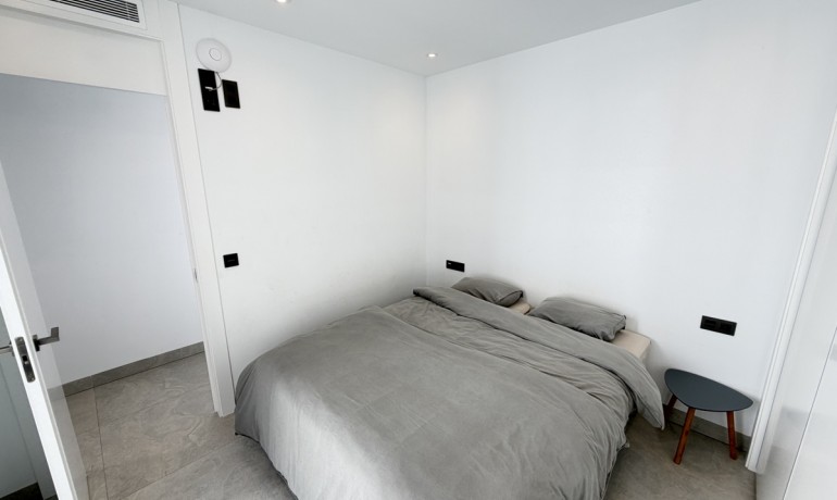 Revente - Villa -
Orihuela Costa - Villamartin