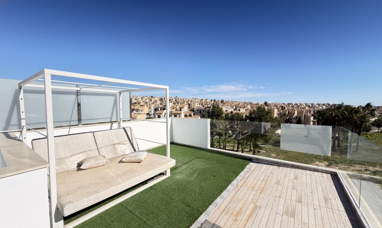 Revente - Villa -
Orihuela Costa - Villamartin