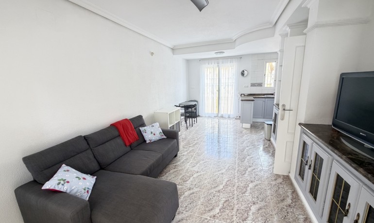Revente - Maison -
Orihuela Costa - Villamartin
