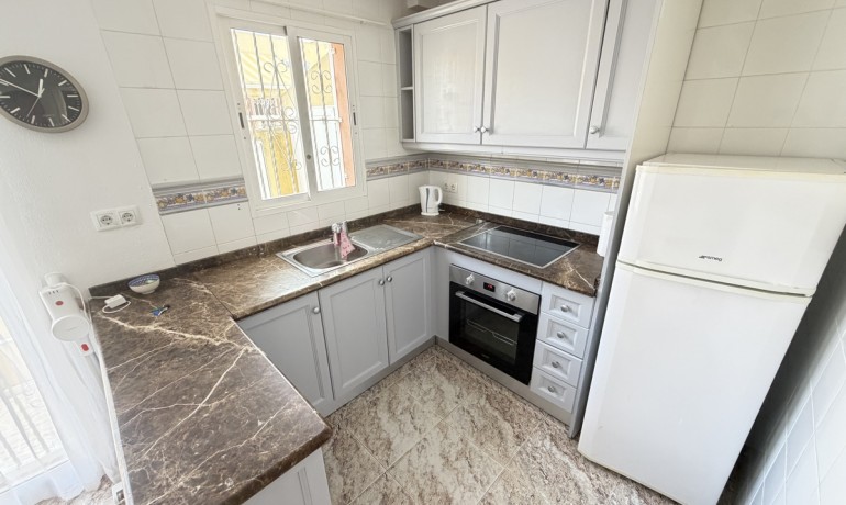 Revente - Maison -
Orihuela Costa - Villamartin