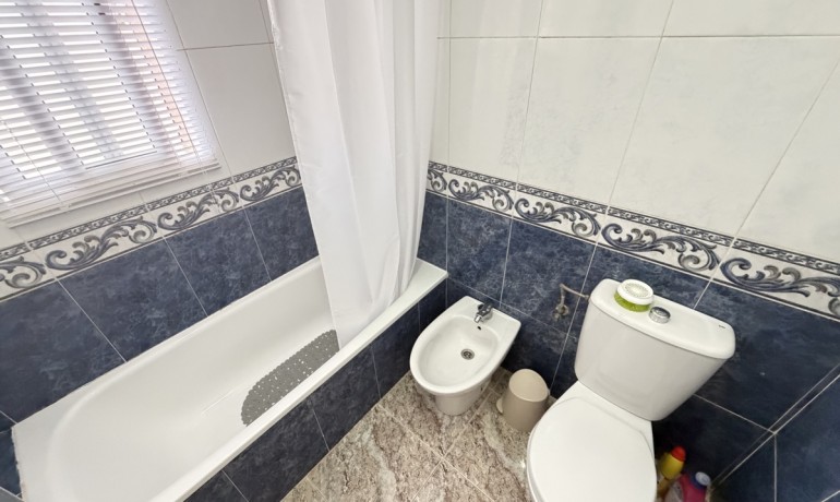 Revente - Maison -
Orihuela Costa - Villamartin