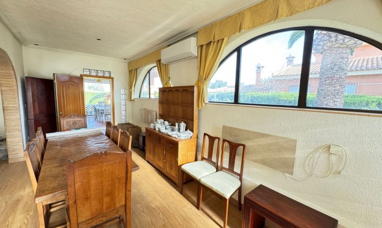 Revente - Villa -
Orihuela Costa - Cabo Roig