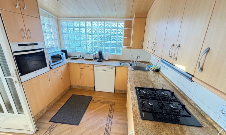 Revente - Villa -
Orihuela Costa - Cabo Roig
