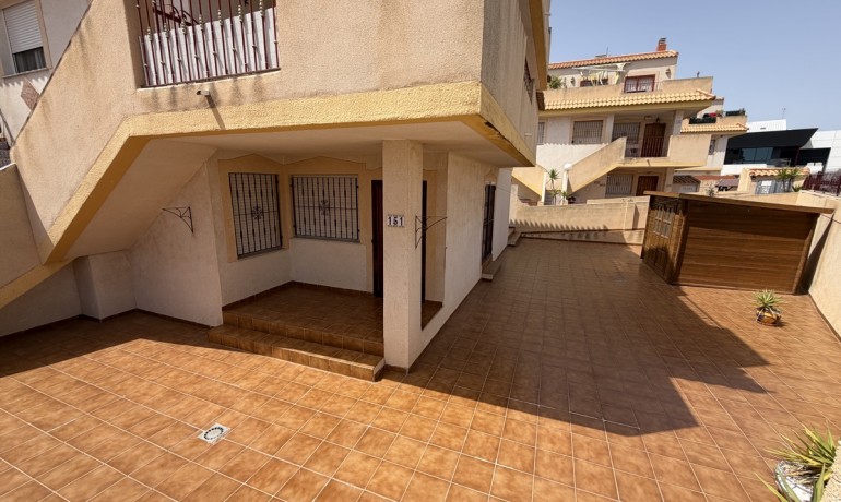 Revente - Appartement / Flat -
Orihuela Costa - La Zenia