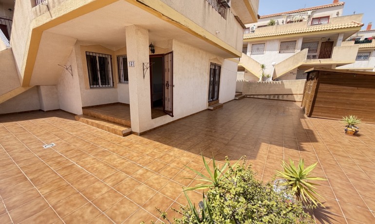 Revente - Appartement / Flat -
Orihuela Costa - La Zenia