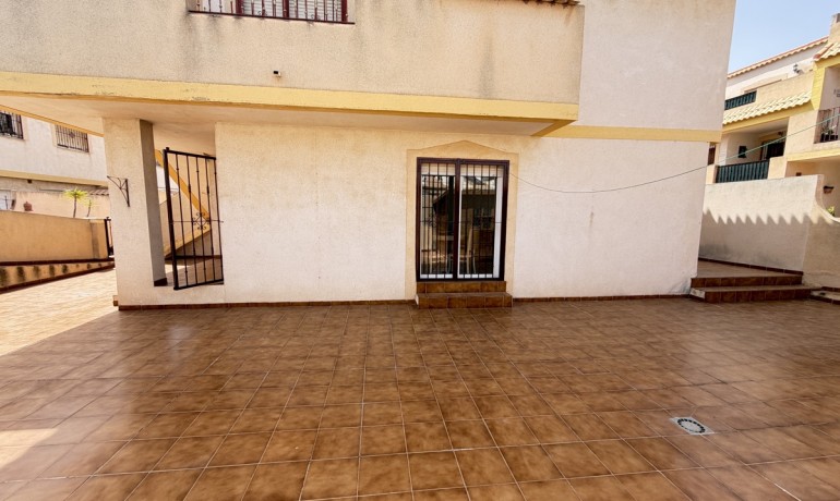 Revente - Appartement / Flat -
Orihuela Costa - La Zenia