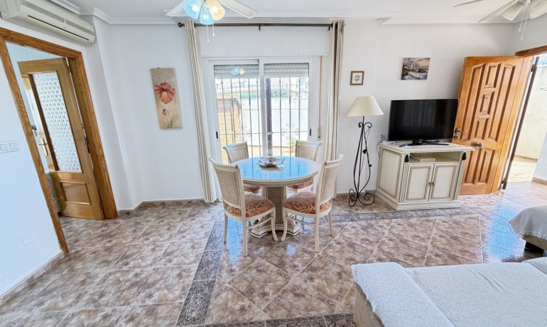 Revente - Appartement / Flat -
Orihuela Costa - La Zenia