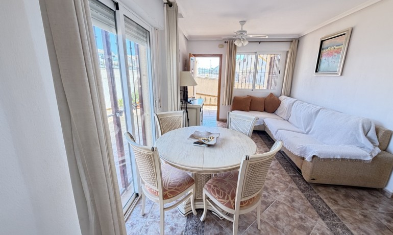 Revente - Appartement / Flat -
Orihuela Costa - La Zenia