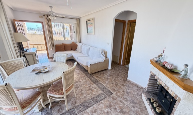 Revente - Appartement / Flat -
Orihuela Costa - La Zenia