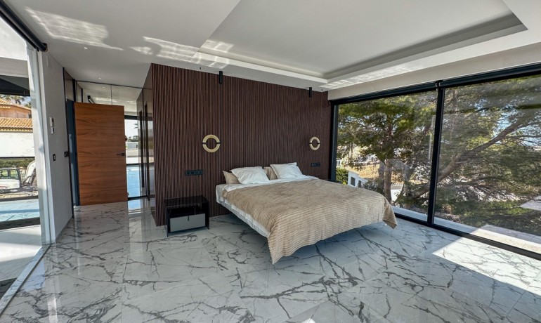 Herverkoop - Villa -
Orihuela Costa - Villamartin