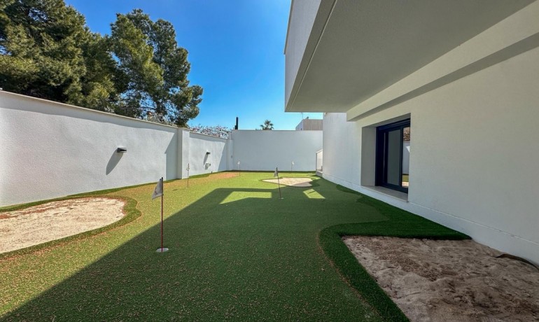 Herverkoop - Villa -
Orihuela Costa - Villamartin