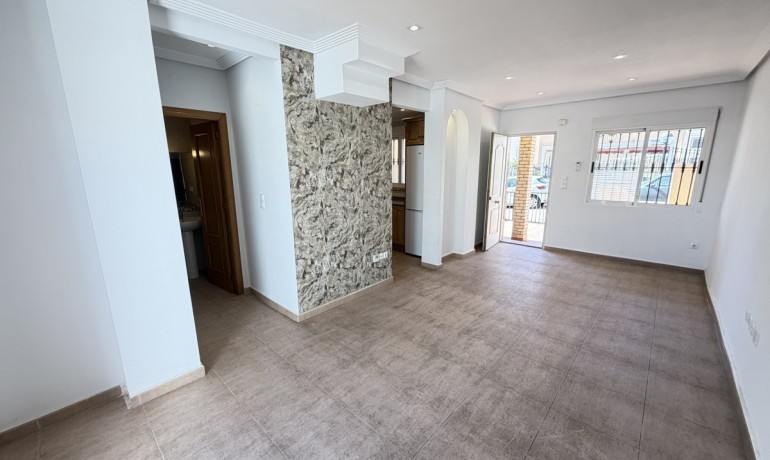 Revente - Maison -
Orihuela Costa - Los Altos