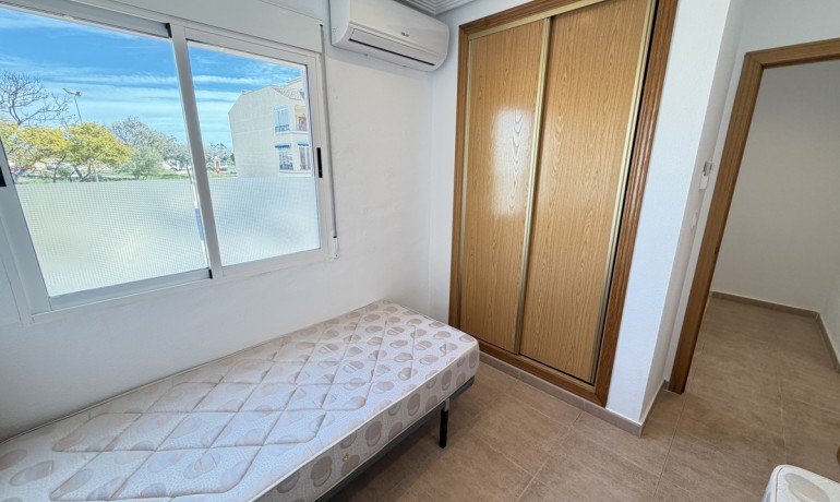 Revente - Maison -
Orihuela Costa - Los Altos