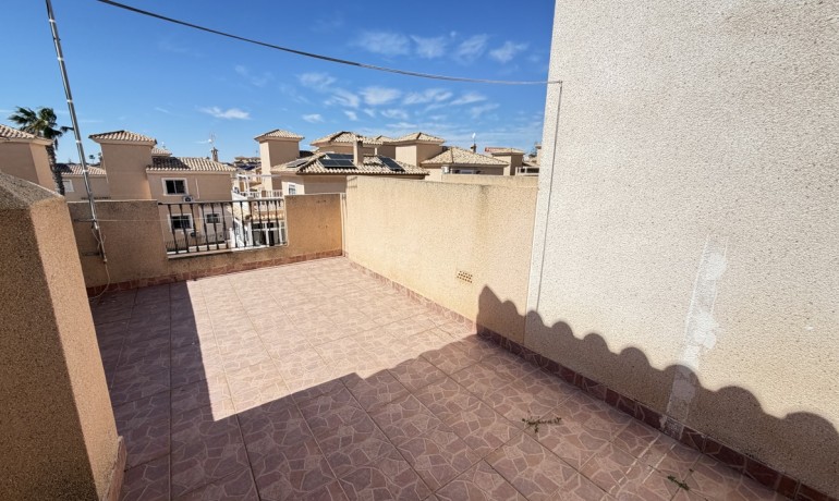 Revente - Maison -
Orihuela Costa - Los Altos