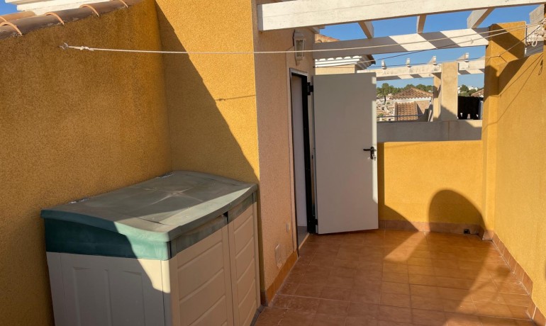 Revente - Maison -
Orihuela Costa - Villamartin