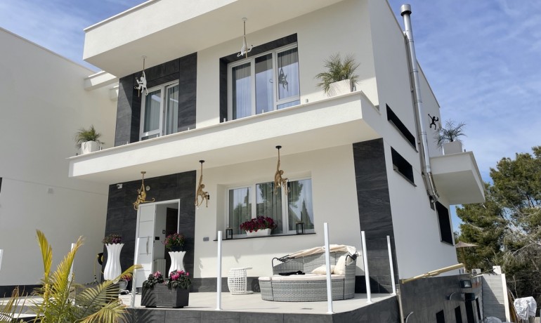 Revente - Villa -
Torrevieja - Los Balcones