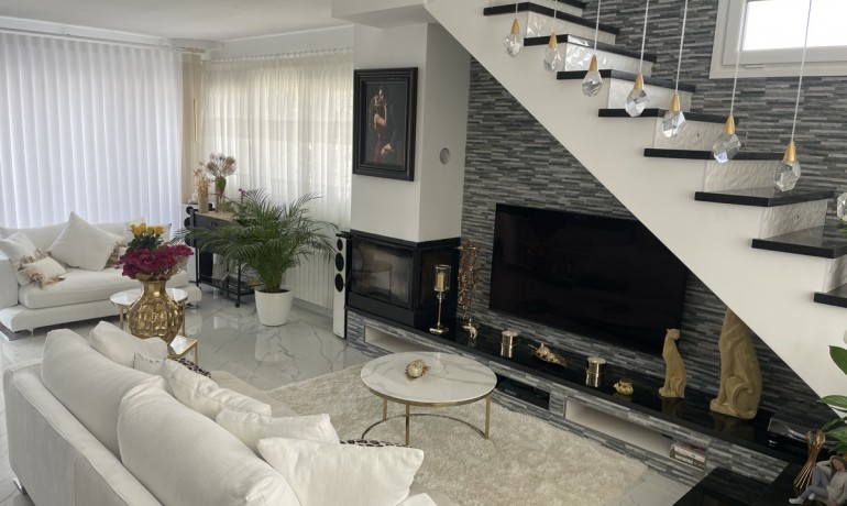 Revente - Villa -
Torrevieja - Los Balcones