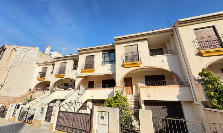 Revente - Maison -
San Miguel de Salinas - San Miguel - Town