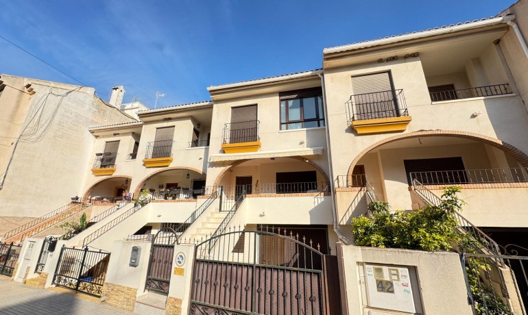 Revente - Maison -
San Miguel de Salinas - San Miguel - Town